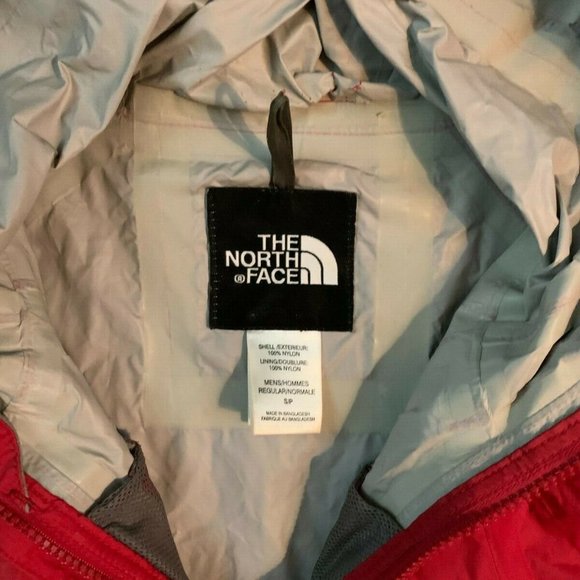 North Face Men HyVent Jacket - Picture 2 of 3